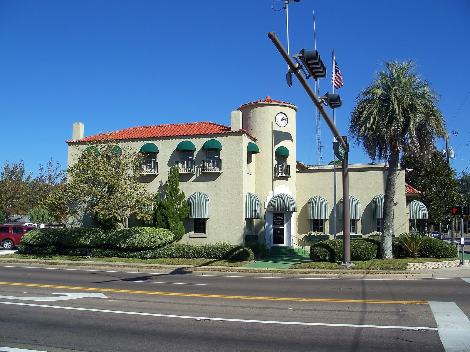 City hall building in Lynn Haven, Florida